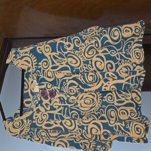 Roaman's Blue and Cream Swirl Top